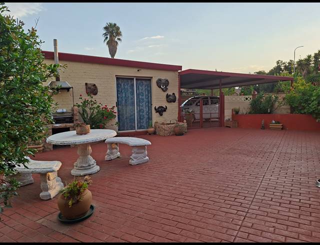 3 BEDROOM FREEHOLD FOR SALE IN EDELWEISS